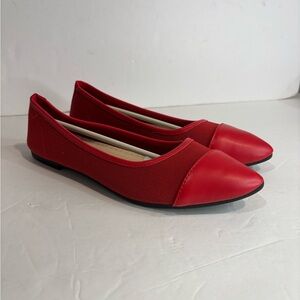 New women’s red flat shoes